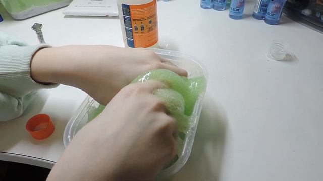 ШОК! ПЕРВЫЙ БЕЛОРУССКИЙ КЛЕЙ ДЛЯ СЛАЙМОВ! КУПИЛА и ПРОВЕРИЛА слайм Беларусь Настя и Катя смотреть онлайн