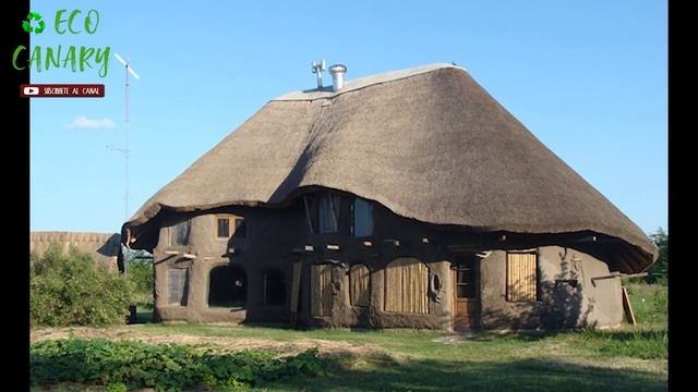 Casas Adobe, Barro Y Paja / Houses Of Adobe, Mud And Straw.