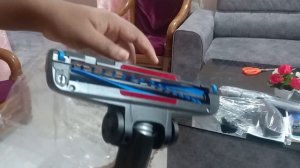 Philips PowerPro FC9352/01 Compact Bagless Vacuum Cleaner (Blue) Unboxing