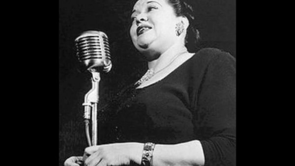 Rockin' Chair (1941) - Mildred Bailey and The Delta Rhythm Boys