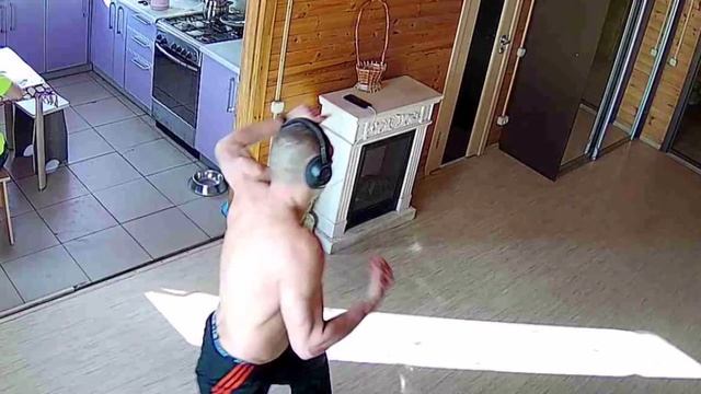 Прыжок из Ката Эмпи #каратэ #карате #сётокан #шотокан #эмпи #karate #shotokan #empi смотреть онлайн