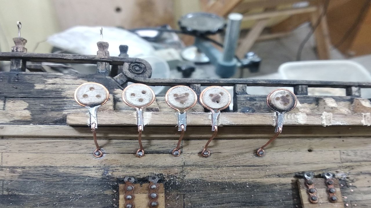 № 80 Сборка модели корабля черная жемчужина. Изготовление юферсов. смотреть онлайн