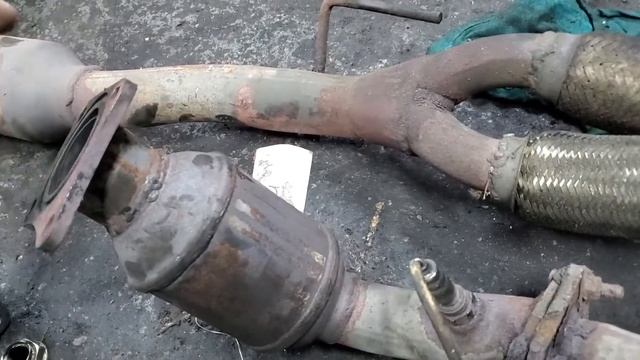 What Is The Catalytic Converter Connected To On 2003 Nissan Murano смотреть онлайн