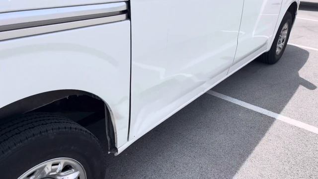 2015 Nissan NV3500 Passenger Van смотреть онлайн