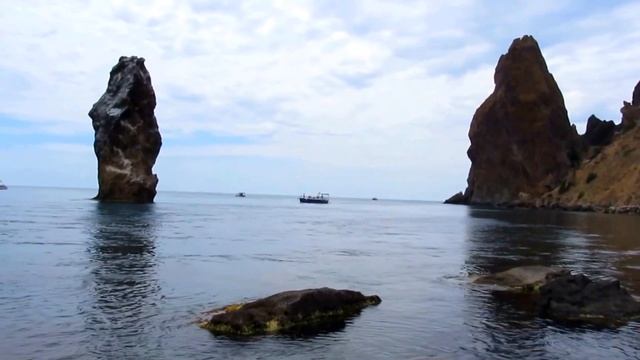 КРЫМ. Дикие пляжи мыса ФИОЛЕНТ смотреть онлайн