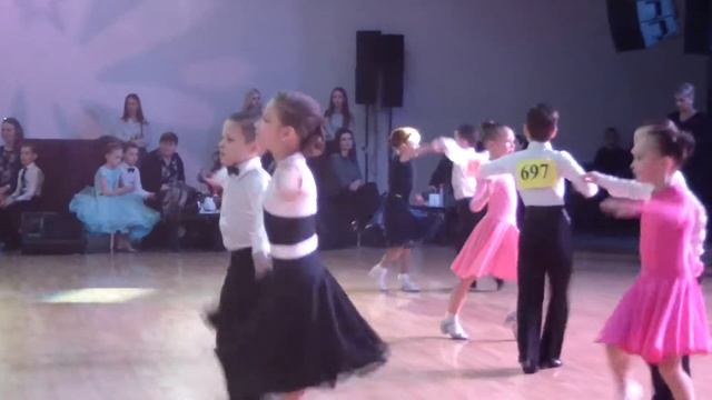 танцевальный клуб "Грация" смотреть онлайн