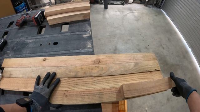 making firewood from carpenter's leftover material смотреть онлайн