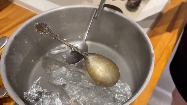 Как почистить до блеска серебро и мельхиор смотреть онлайн