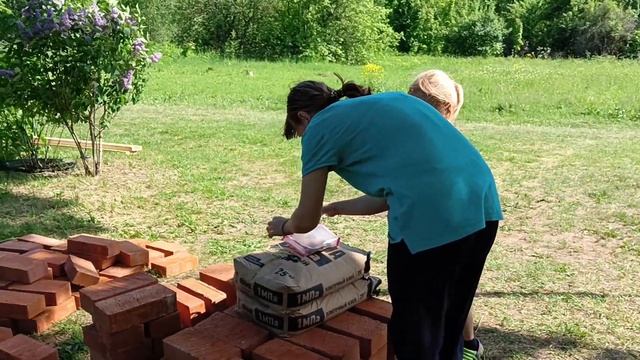 Баня в деревне/Снёс старую кирпичную печь,чтобы поставить металлическую. смотреть онлайн