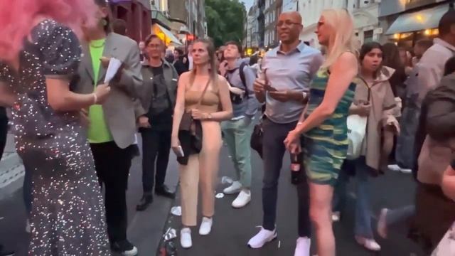 я живу во дворце смотреть онлайн