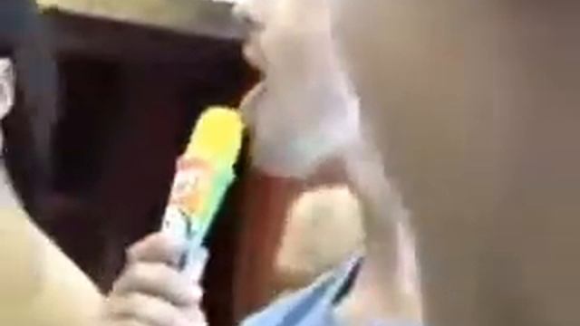 Красивая девушка и похотливый лох смотреть онлайн