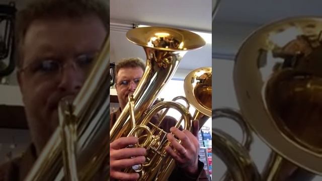 First test: Double-bell euphonium смотреть онлайн