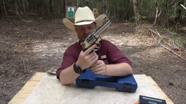 .357 Magnum Colt Python смотреть онлайн