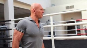 Суперсет на бицепс и трицепс