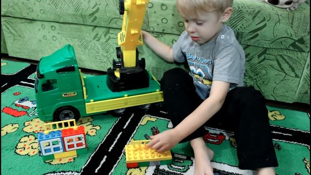 игрушечная машинка кран wader игрушка машинка подъемный кран смотреть онлайн