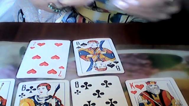 КОРОЛЬ КРЕСТИ ГАДАНИЕ НА КРЫЛЬЦЕ смотреть онлайн