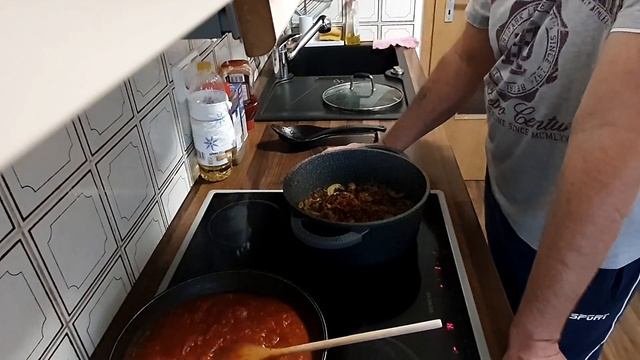 Готовим сами/ Сегодня я с вами приготовлю овощную икру. Vegetable paste. смотреть онлайн