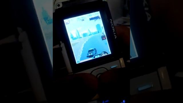 Asphalt 6 Adrenaline en Nokia 5200 gameplay смотреть онлайн