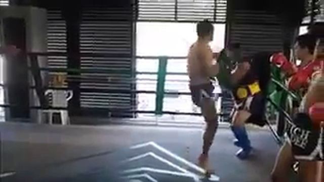 Когда залипла клавиша в игре смотреть онлайн