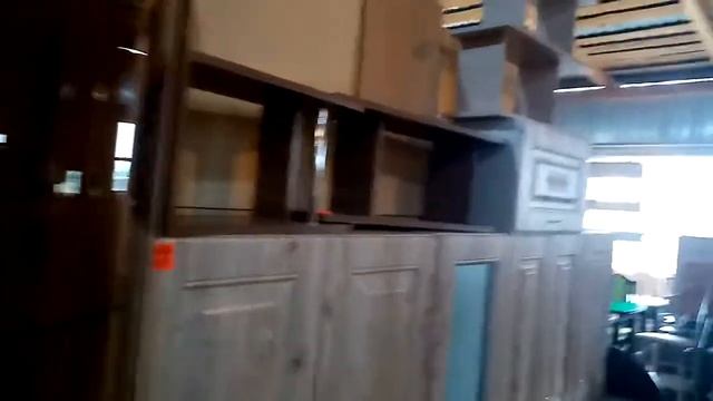 Видео обзор кухонный мебели в магазине Омич Южная 26 89130148520 ??? смотреть онлайн