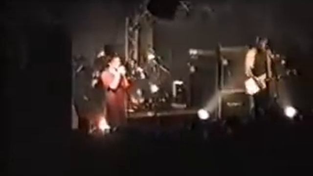 Placebo - My Sweet Prince (Luxembourg 29.06.99) смотреть онлайн