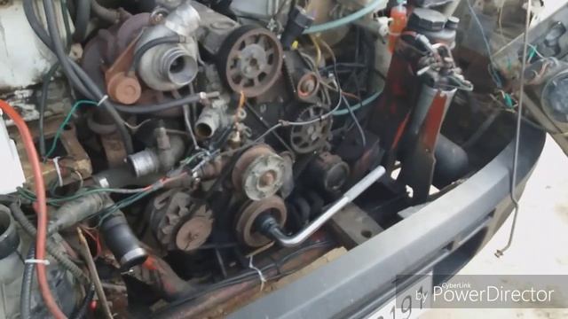 Как открутить болт коленвала.(Шестерня ГРМ со шпонкой) смотреть онлайн