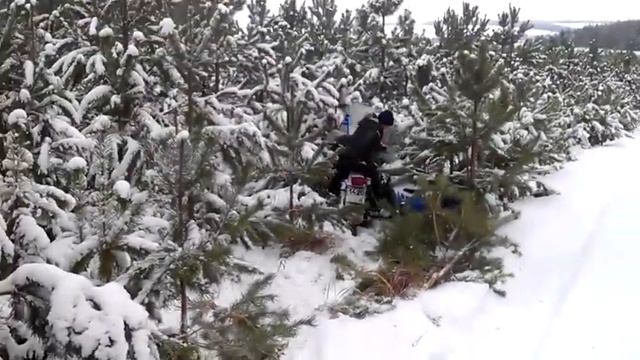 Зимой на мотоцикле урал не вписался в поворот смотреть онлайн