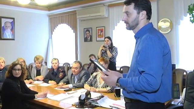 Заседание комиссии по делам несовершеннолетних и защите их прав смотреть онлайн