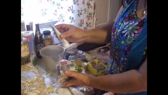 В магазине СВЕТОФОР. Что купить из ЕДЫ ? смотреть онлайн