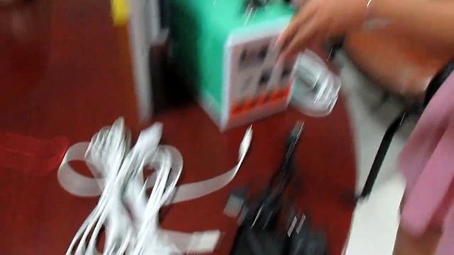 Портативная станция на солнечных батареях 20 Вт. с инвертором 150 Вт. смотреть онлайн