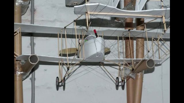 Радиоуправляемая модель. Постройка. Модель самолета Cuadron G III смотреть онлайн