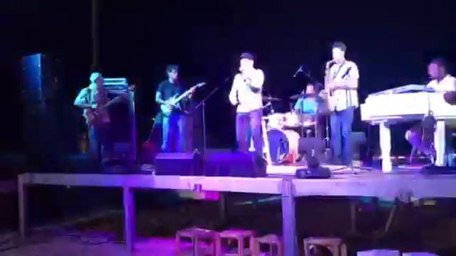 Eventi on Santa Maria Beach смотреть онлайн