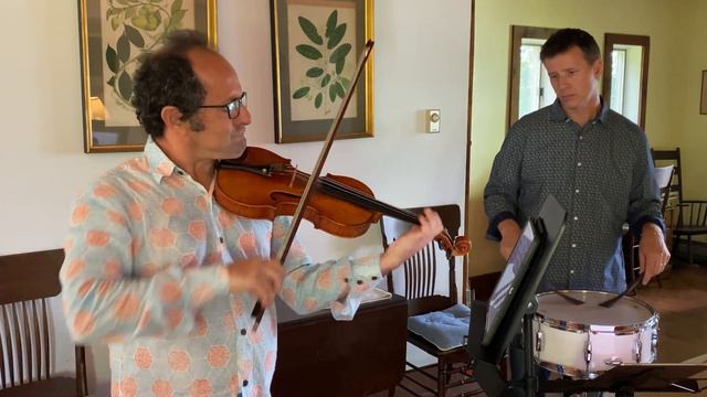 Bach G Minor Fugue for snare drum and violin смотреть онлайн