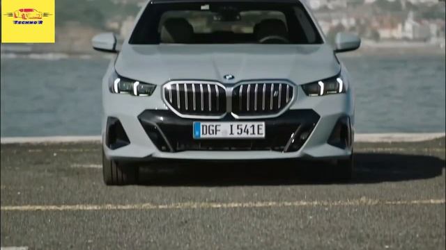 FIRSTLOOK - The 2024 BMW I5 EDrive40 - Brooklyn Grey Metallic