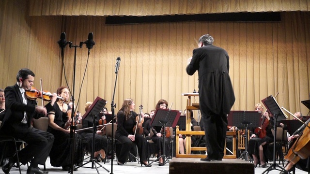 Koncert w filharmonii, 5 lutego смотреть онлайн