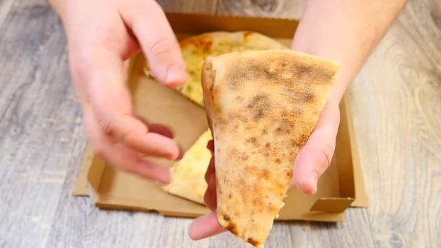 Обзор Pizza 4 Cheeses от Andys Pizza! Вкус брынзы вместо сыра ) смотреть онлайн