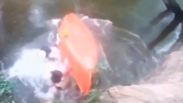 Любишь купаться, люби и тапочки носить смотреть онлайн