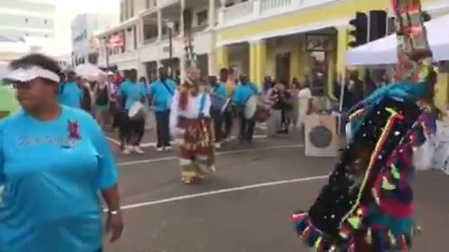 Hamilton, Bermuda *Street Fair* 3 - locals perform смотреть онлайн