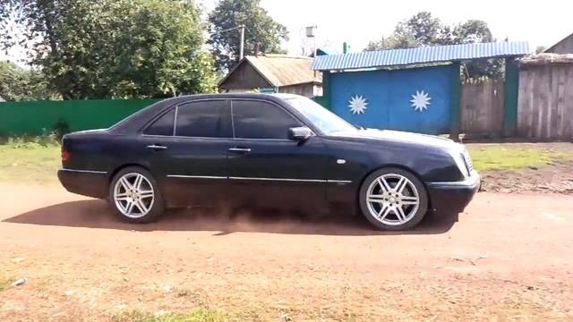 W210 Е50 AMG, на 18 дисках Amg