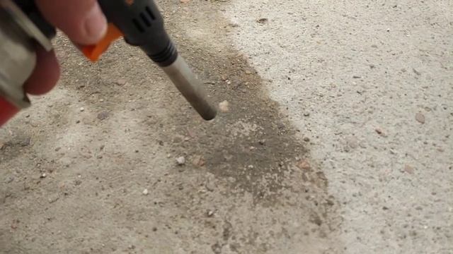 Лайфхак - как очистить масло с бетона. смотреть онлайн
