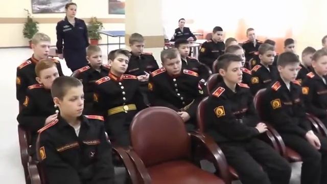 ТУЛЬСКОЕ СУВОРОВСКОЕ УЧИЛИЩЕ УРОК МУЖЕСТВА 2017 Г смотреть онлайн