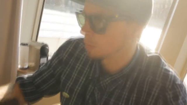 Langolier - Solar Blow смотреть онлайн