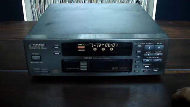 PD-P910M Pioneer MINI CD Player de Mesa (Magazin 6 CD's) Vídeo DEMO смотреть онлайн