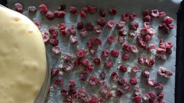 Rolat sa višnjama i vanil kremom/Oduševiće vas ukusom смотреть онлайн