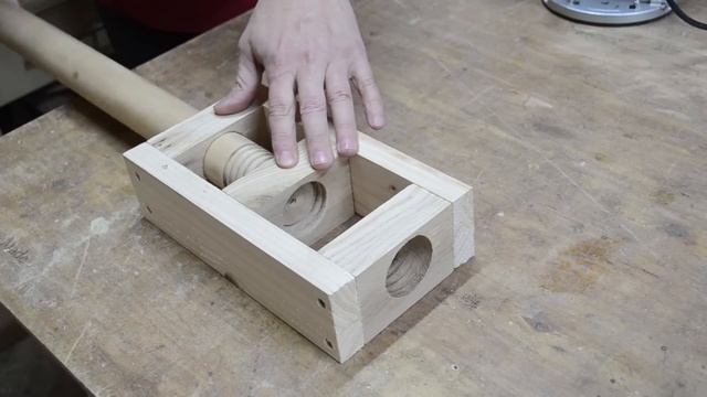 Making Of Accessories For Cutting Wooden Threads