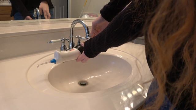 ? ORAL IRRIGATOR WATER FLOSSER CORDLESS WATER PIK PRODUCT REVIEW ?