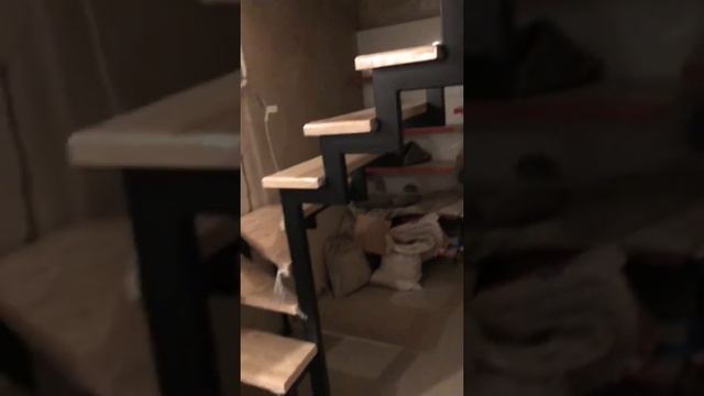 Лестница на металлическом каркасе ПОД КЛЮЧ #лестница #ступени #перила #ограждение #каркас #ремонт смотреть онлайн