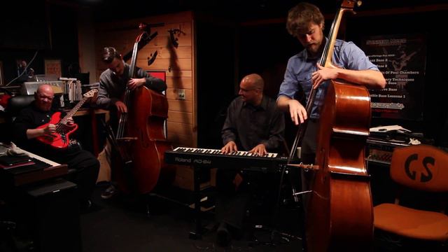 Ray Brown's solo from "Sometimes I'm Happy" смотреть онлайн
