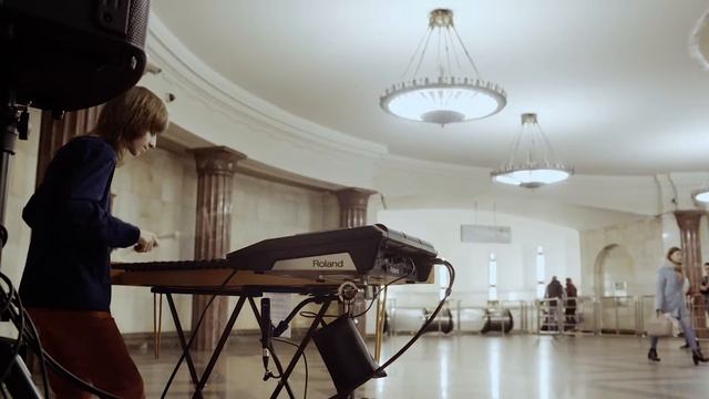 Киселев Никита в проекте "Музыка в метро" (ноябрь 2018) смотреть онлайн