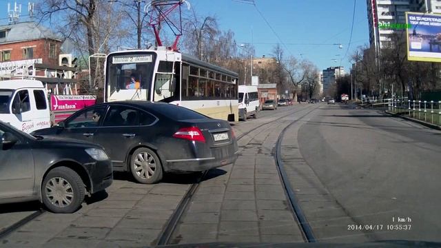 Идиот на перекрестке смотреть онлайн